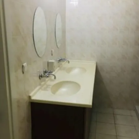 Aksa Hotel 2*